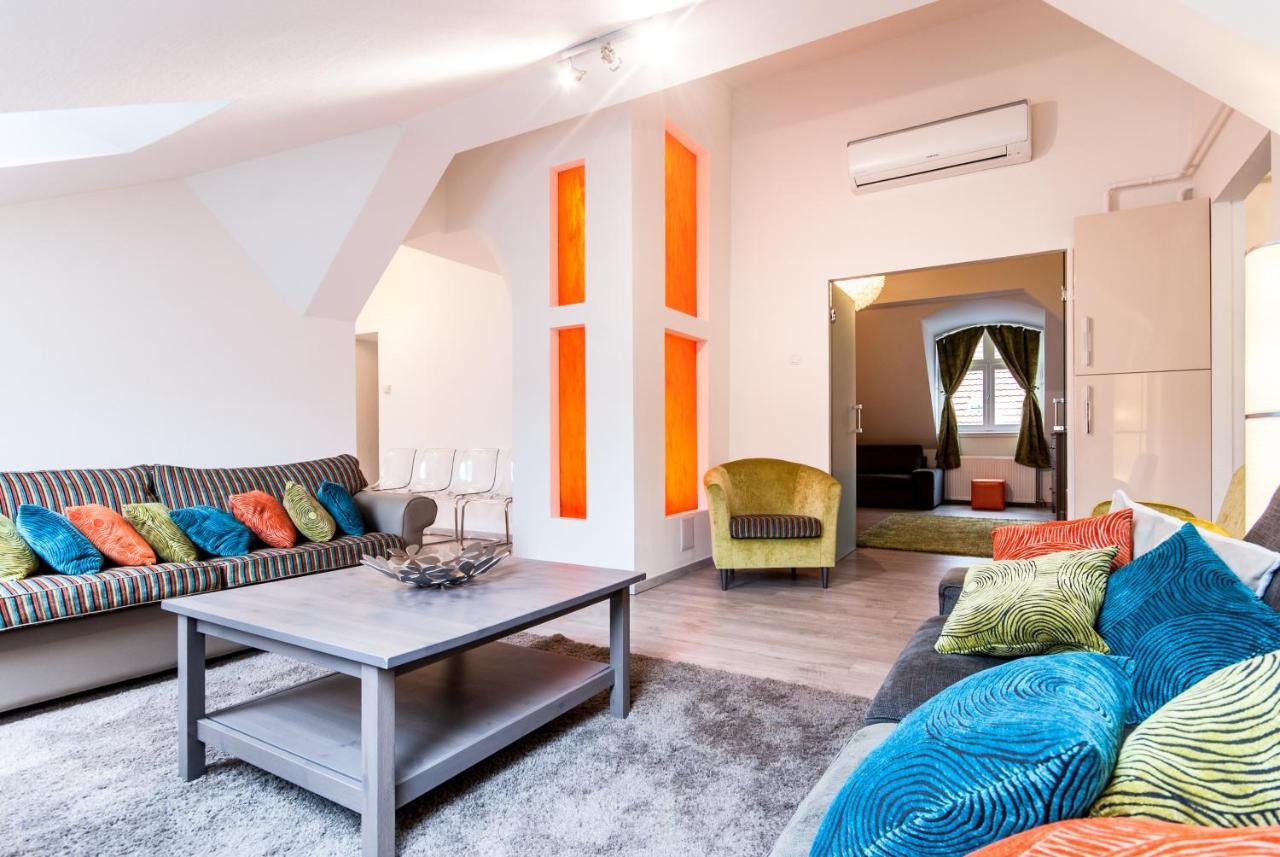 Downtown Residences Apartament